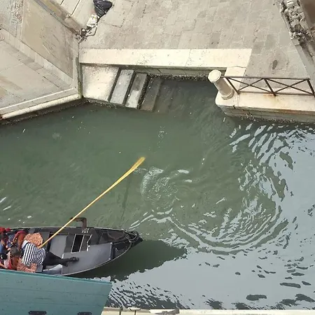 Wellvenice Rialto דירה